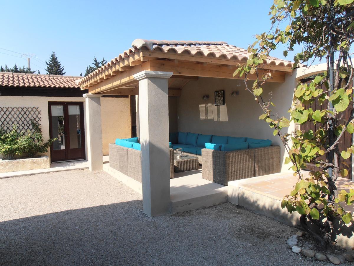 Entraigues-sur-la-Sorgue Villa Liberty מראה חיצוני תמונה